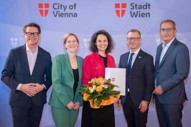 Personalstadtrat Jürgen Czernohorszky, Wohnbaustadträtin Elke Hanel-Torsch, die interimistische Direktorin von Wiener Wohnen Katharina Klement, Magistratsdirektor Dietmar Griebler und Landtagspräsident Christian Meidlinger.