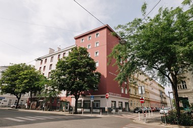 Gemeindebau Leopoldsgasse 13-15