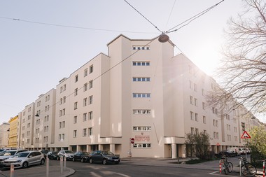 Gemeindebau Weiglgasse 11 / Anschützgasse 9-13