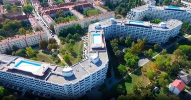 Ein Gemeindebau aus der Vogelperspektive