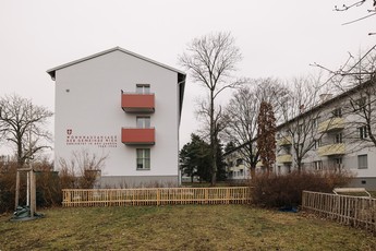 Gemeindebau Erlaaer Straße 131-133