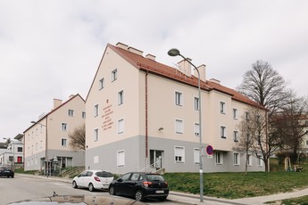 Gemeindebau Wolfersberggasse 13-17